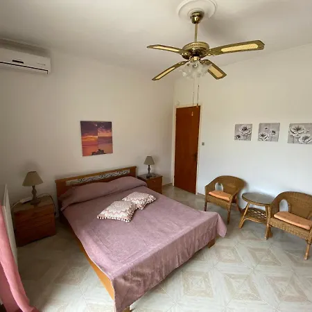 La Casa Di Costa Dhorizáta